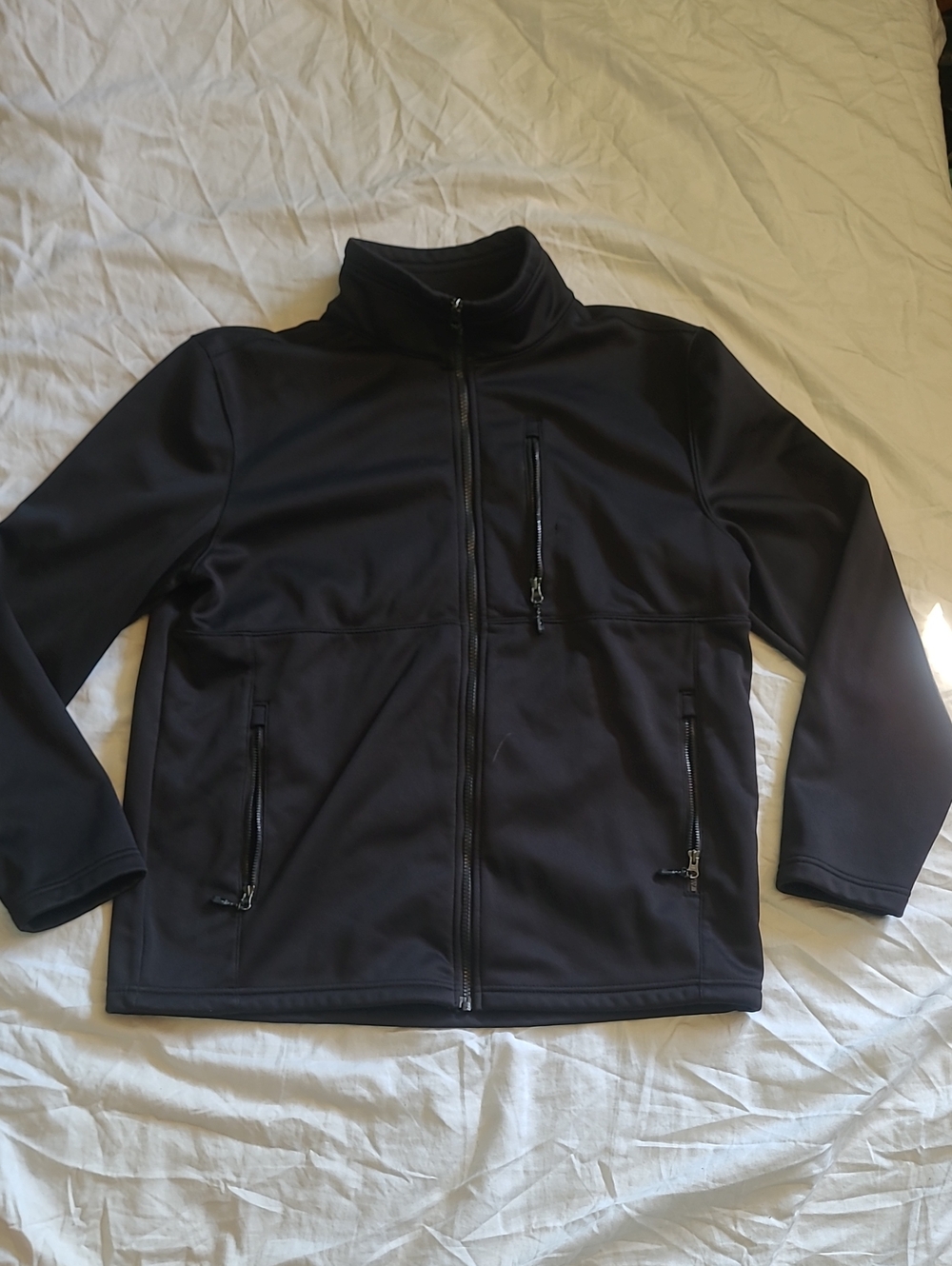 Men's Black Full-Zip Softshell Jacket